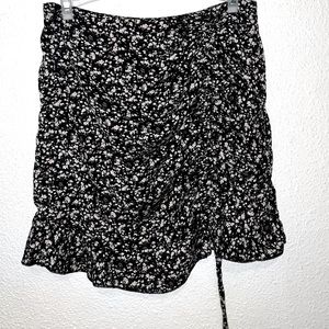Brandy Melville Skirt